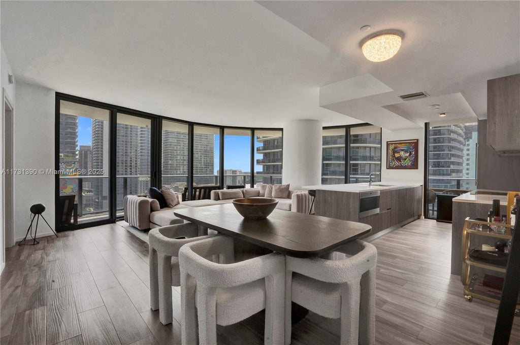 801 S Miami Ave 1801, Miami