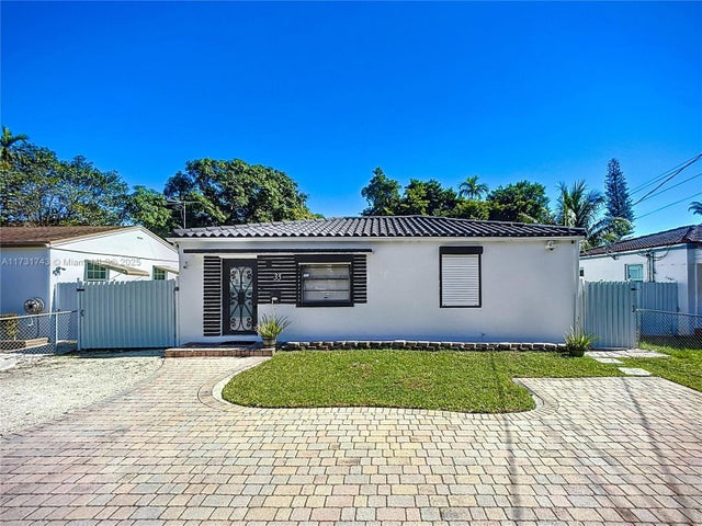 5 of 42 - 35 Sw 63rd Ct, Miami, FL
