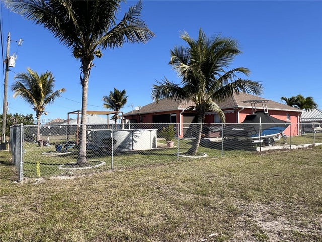 3 of 4 - N/A, Cape Coral, FL