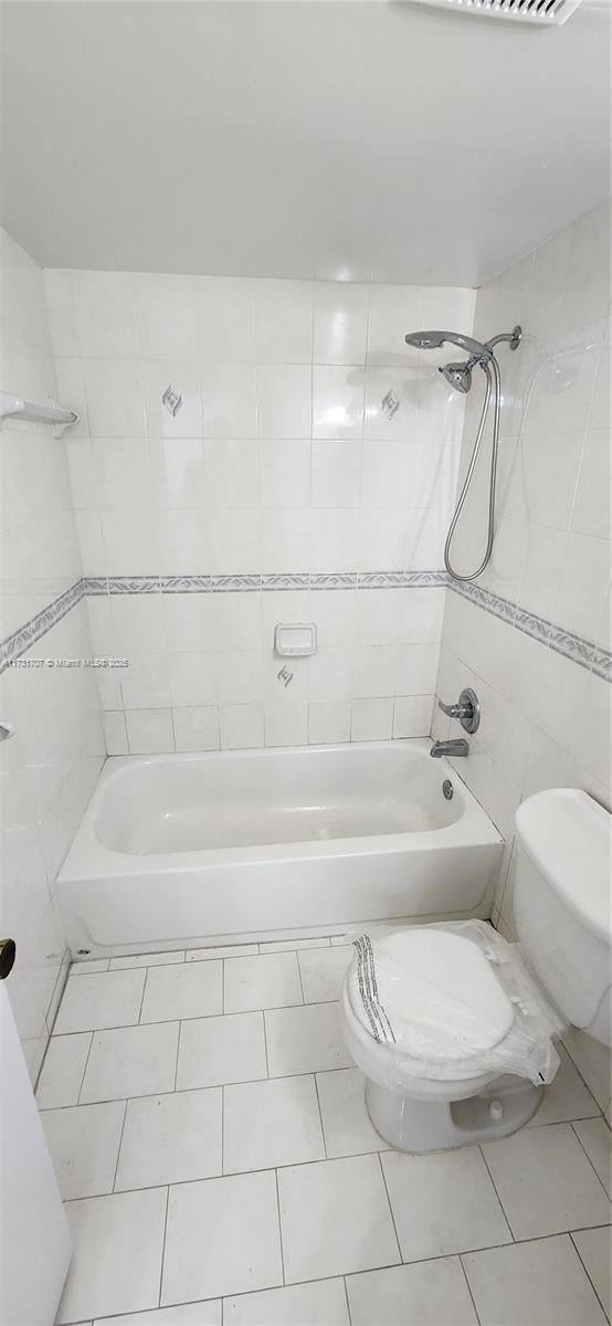 3 of 6 - 5050 Nw 7th St 210, Miami, FL
