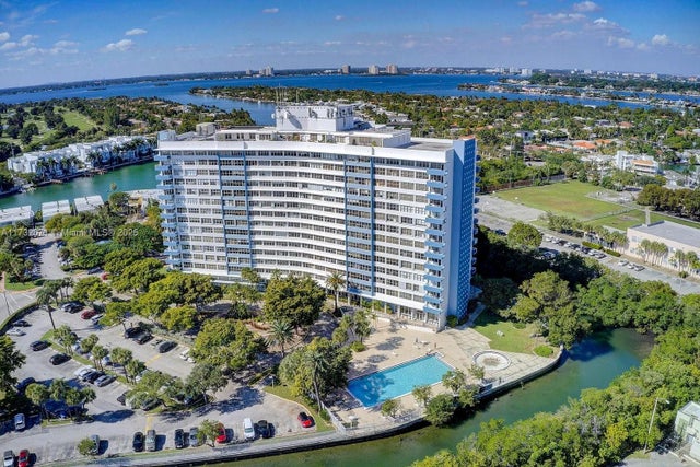3 of 13 - 7441 Wayne Ave 2h, Miami Beach, FL