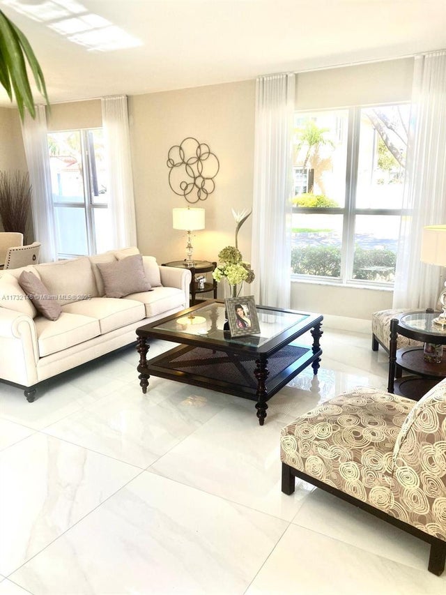 3 of 29 - 9102 Sw 170th Ct, Miami, FL