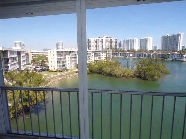 3 of 52 - 3030 Marcos Dr T601, Aventura, FL