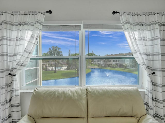 1 of 42 - 3506 Nw 49th Ave 511, Lauderdale Lakes, FL