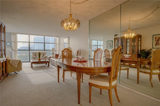4 of 99 - 600 Parkview Dr 601, Hallandale Beach, FL