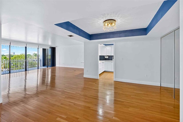 2 Grove Isle Dr B404, Coconut Grove