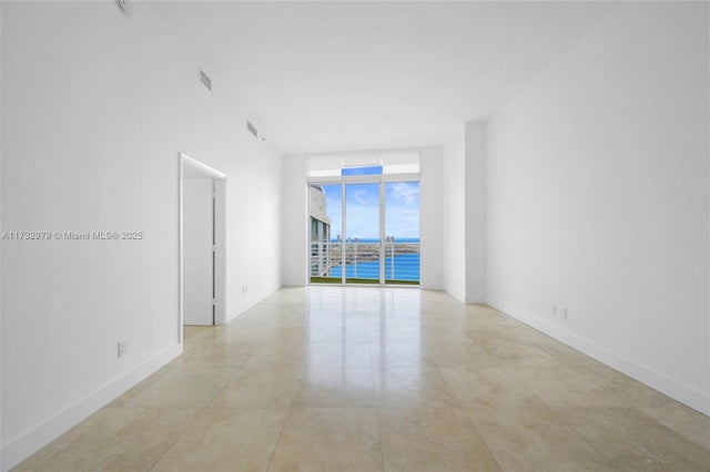 2 of 30 - 325 S Biscayne Blvd Lph26, Miami, FL