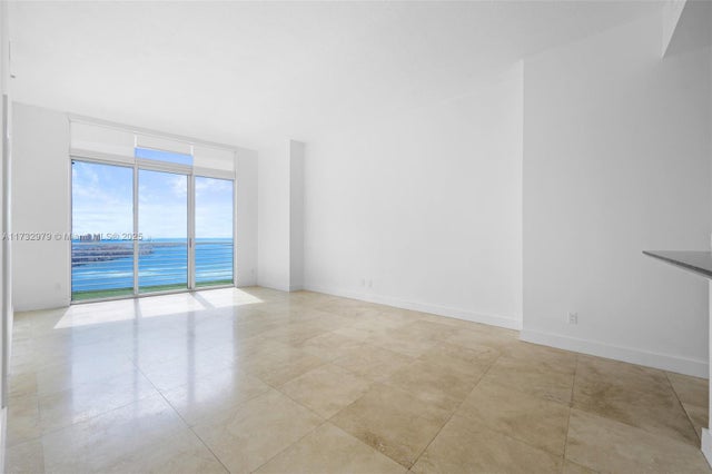 3 of 30 - 325 S Biscayne Blvd Lph26, Miami, FL
