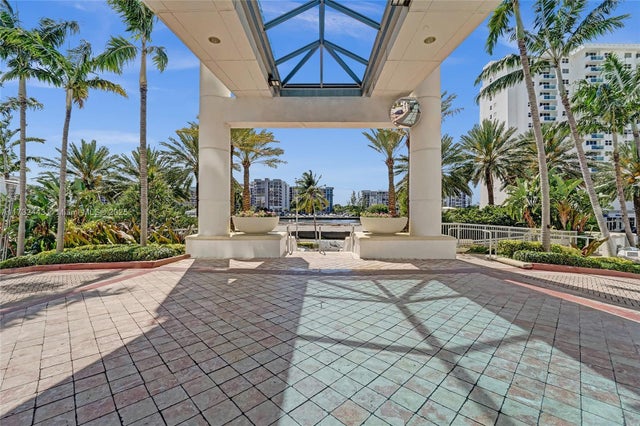 5 of 45 - 3101 S Ocean Dr 502, Hollywood, FL