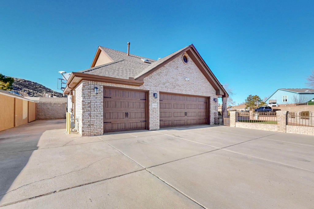 7209 Cienega Road Nw, Albuquerque