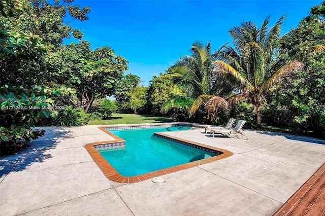 5 of 35 - 21440 Highland Lakes Blvd, Miami, FL