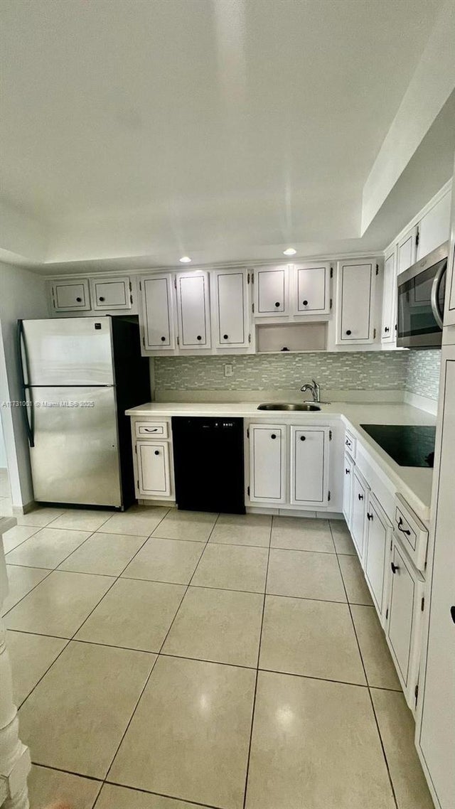 3 of 13 - 18031 Biscayne Blvd 1103, Aventura, FL