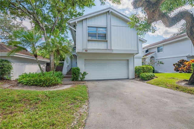 1 of 30 - 36 Eastmont Rd, Hollywood, FL
