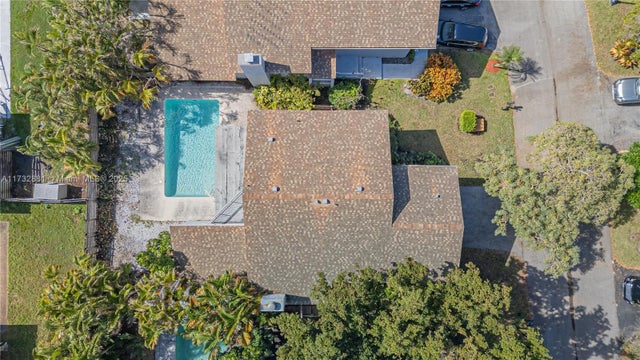 2 of 30 - 36 Eastmont Rd, Hollywood, FL