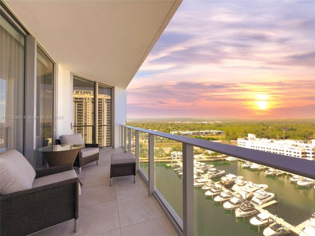 2 of 43 - 17111 Biscayne Blvd 1705, North Miami Beach, FL