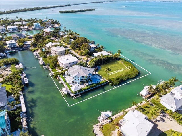 3 of 75 - 186 Bayview Dr, Islamorada, FL
