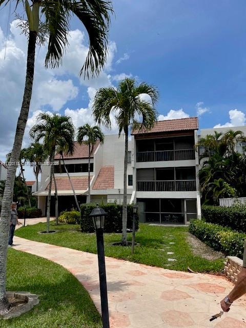 1 of 13 - 301 Racquet Club Rd 201, Weston, FL