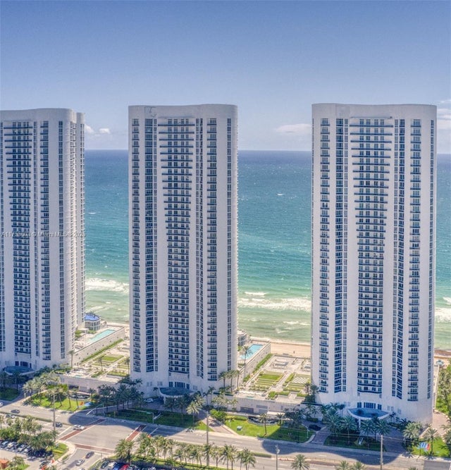 1 of 25 - 15901 Collins Ave 2705, Sunny Isles Beach, FL