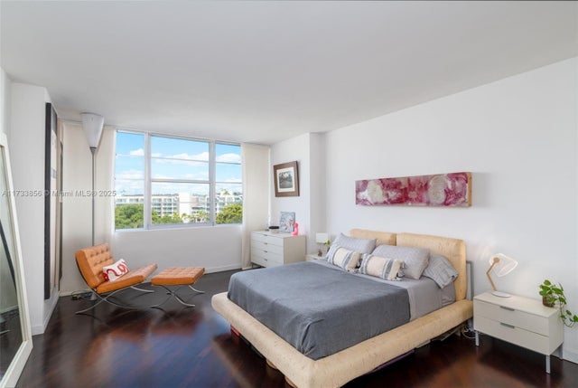 4 of 18 - 20 Island Ave 501, Miami Beach, FL