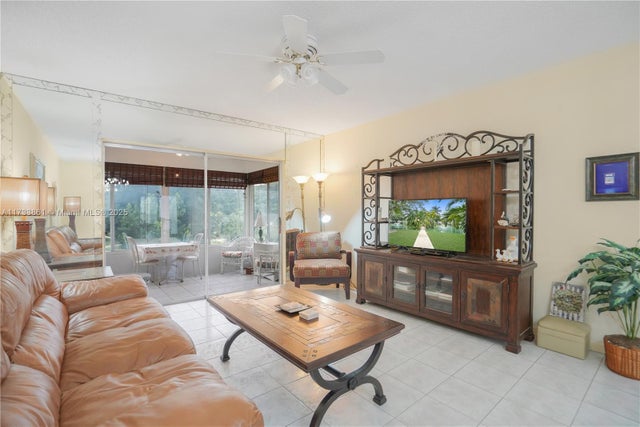 3 of 30 - 5171 W Oakland Park Blvd 311, Lauderdale Lakes, FL