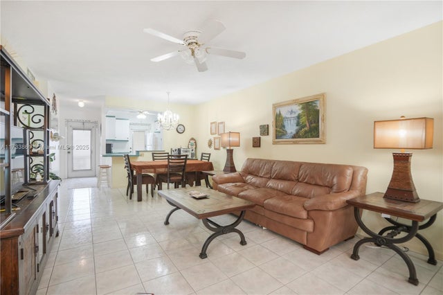 5 of 30 - 5171 W Oakland Park Blvd 311, Lauderdale Lakes, FL