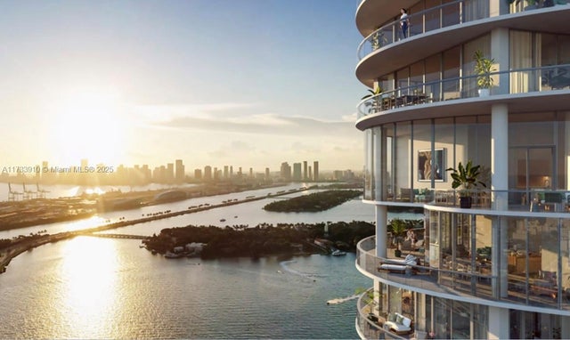 2 of 36 - 500 Alton Rd 3201, Miami, FL