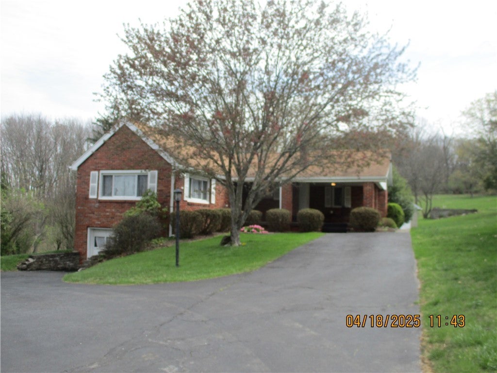 1225 Brinkerton Road, Hempfield