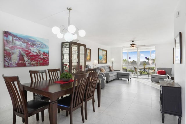 2 of 28 - 2841 Somerset Dr 317, Lauderdale Lakes, FL