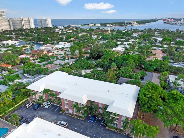 2 of 37 - 2424 Se 17th Cswy 207b, Fort Lauderdale, FL