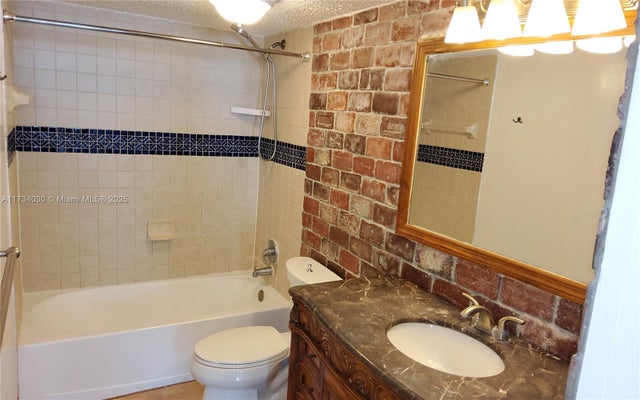 5 of 25 - 1410 S Ocean Dr 703, Hollywood, FL