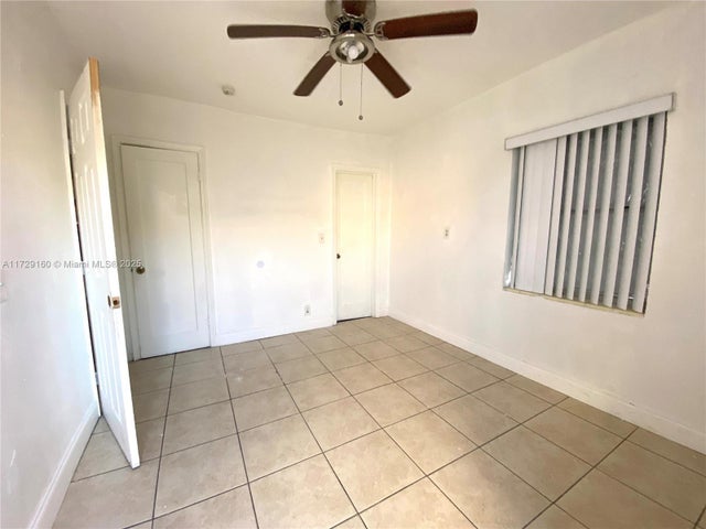 5 of 12 - 71 W 42nd St, Hialeah, FL