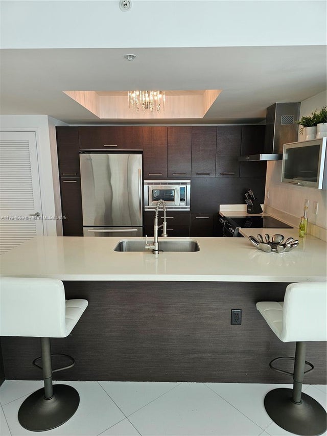 4 of 41 - 150 Sunny Isles Blvd 1-1001, Sunny Isles Beach, FL