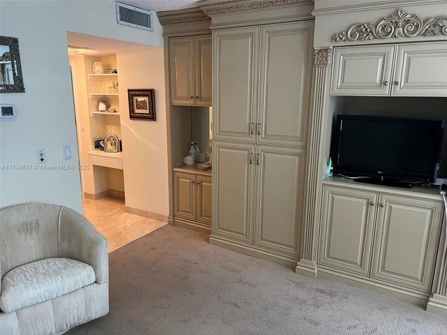 5 of 34 - 9801 Collins Ave 17j, Bal Harbour, FL
