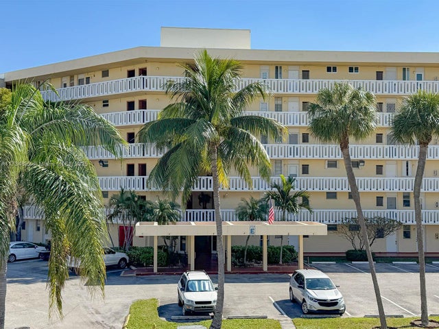 4 of 60 - 2930 Point East Dr E109, Aventura, FL