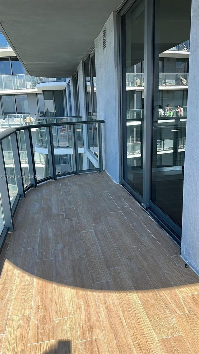 2 of 27 - 121 Ne 34th St 2816, Miami, FL