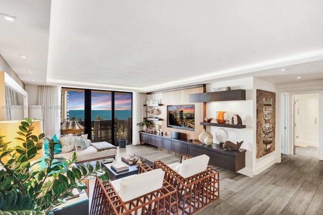 2 of 47 - 1121 Crandon Blvd D706, Key Biscayne, FL