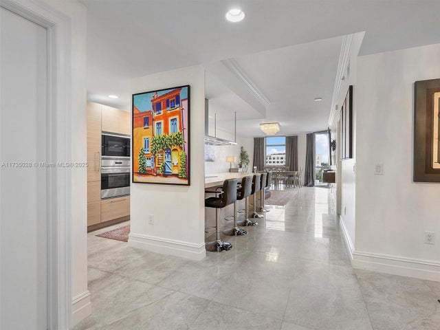4 of 18 - 17301 Biscayne Blvd 506, North Miami Beach, FL