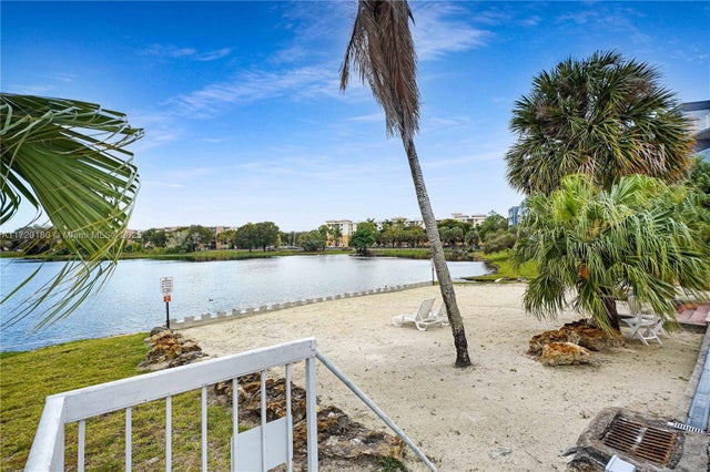 3 of 49 - 9365 Fontainebleau Blvd E207, Miami, FL