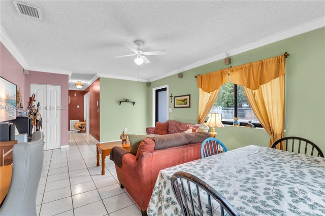 5 of 15 - 11925 Sw 182nd Ter, Miami, FL