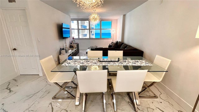 4 of 18 - 6039 Collins Ave 1210, Miami Beach, FL