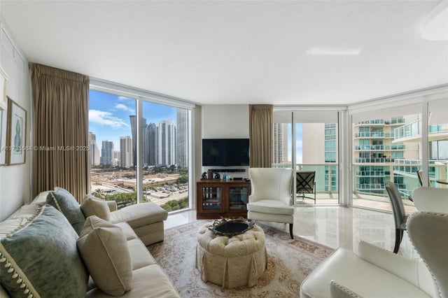 4 of 26 - 250 Sunny Isles Blvd 3-1402, Sunny Isles Beach, FL