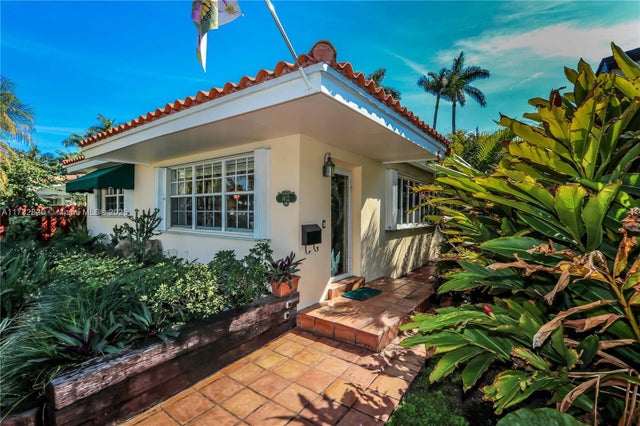 1 of 33 - 1412 Hollywood Blvd, Hollywood, FL