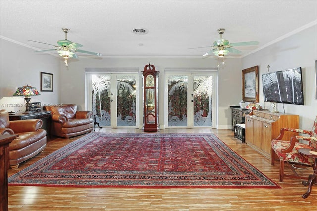 3 of 33 - 1412 Hollywood Blvd, Hollywood, FL