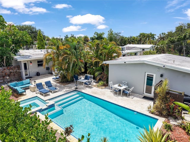 3 of 94 - 1621 N Victoria Park Rd, Fort Lauderdale, FL
