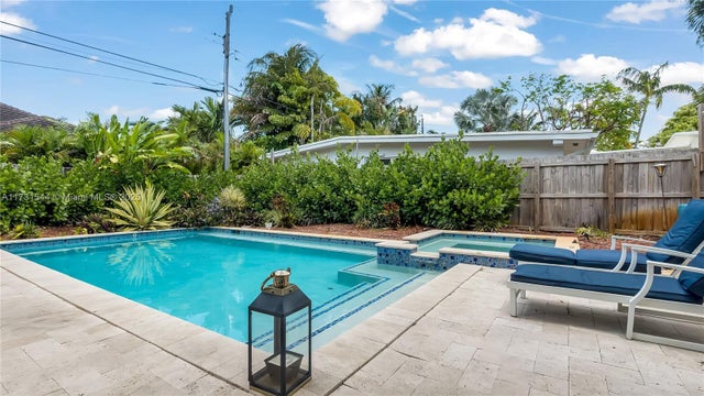 4 of 94 - 1621 N Victoria Park Rd, Fort Lauderdale, FL