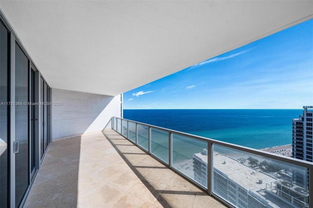 3 of 53 - 3101 S Ocean Dr 2703, Hollywood, FL