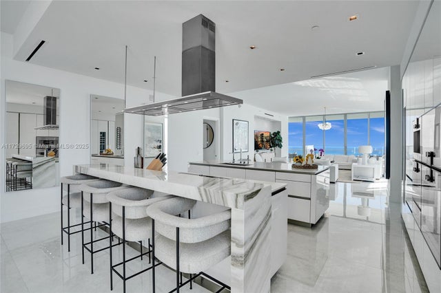 3 of 76 - 18501 Collins Ave 4304, Sunny Isles Beach, FL