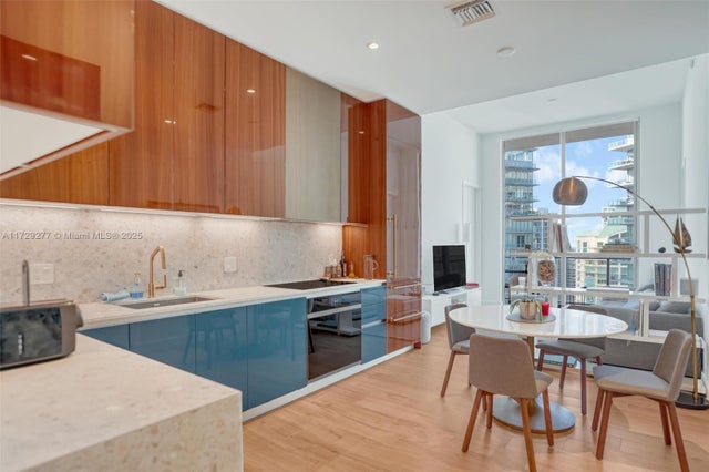 3 of 18 - 2655 S Bayshore Dr 1805, Miami, FL