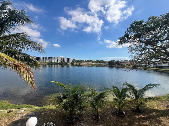 1 of 15 - 19105 Ne 2nd Ave 2114, Miami, FL