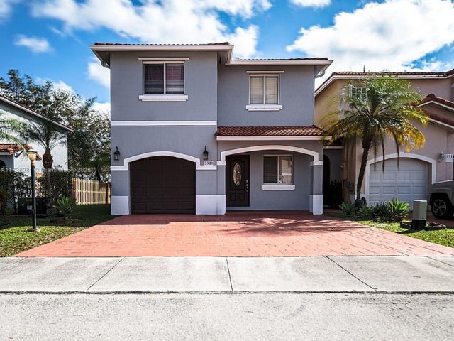 1 of 1 - 5981 Sw 162nd Ct 1, Miami, FL